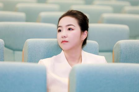初心润桃李，芳华映赛场——龙创实验学校郑蕙云老师斩获罗湖区班主任风采大赛中学组特等奖