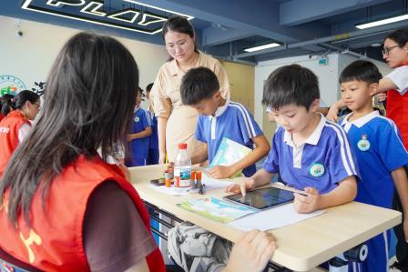 智趣云闯关，阳光伴成长 ——深圳市景贝小学开展一、二年级学科素养阳光测评活动