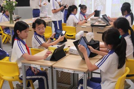 AI赋能课堂  艺术点亮思维 ——桃园小学美术科组第四届“成蹊杯”教学大赛展示活动圆满举行