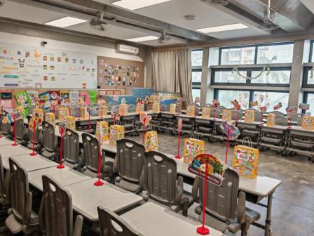 罗湖外语小学“心连心”家长会班级文化布置评比