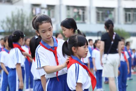 红岭小学·红心课程｜高举队旗跟党走 做新时代好少年