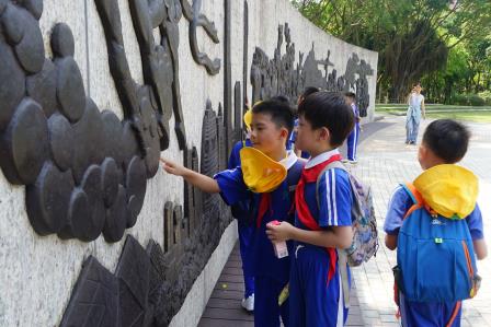 乐享童趣，研学莲山 ——罗湖小学二年级“快乐童年”社会实践活动圆满开展
