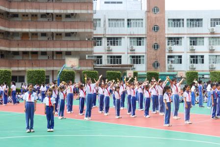 “音”你出彩，闪耀太白———太白实验学校首届艺术节快闪活动圆满举行