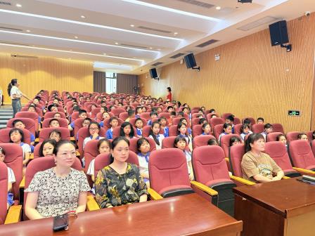 守护“视”界，点亮未来 ——深圳市翠北实验小学三年级科学护眼讲座圆满举行