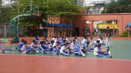 汗洒绿茵燃斗志，折返腾跃砺锋芒 ——深圳市梧桐小学“山海杯”体育学科教学决赛圆满举行