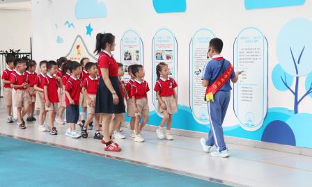 走进小学启新程 幼小衔接助成长——湖贝小学开展小幼衔接活动