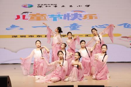 童梦舞台·艺彩飞扬——东昌小学2026年庆“六一”艺术节暨游园活动圆满举行