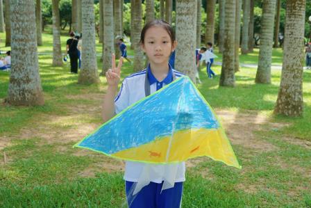 童心绘纸鸢 肆意享童年 ——五年级开展春季社会实践课程活动