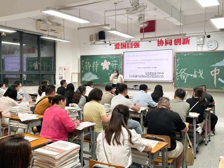 家校同心促成长，携手同行向未来——翠园文锦中学召开2025-2026学年第二学期期中家长会