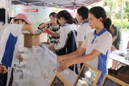 乐享青春 “社”彩飞扬 ——罗外初中举办2024级离队仪式暨社团文化嘉年华