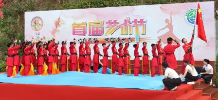 童心绘旋律，艺彩满太白——太白实验学校首届艺术节圆满落幕