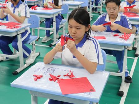 师生同台齐上阵 劳动赛场趣纷呈 ——深圳市泰宁小学举办2026年劳动技能大赛