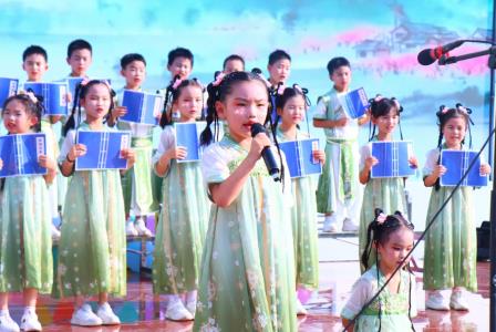 歌舞飞扬筑梦龙创 体艺盛会圆满落幕