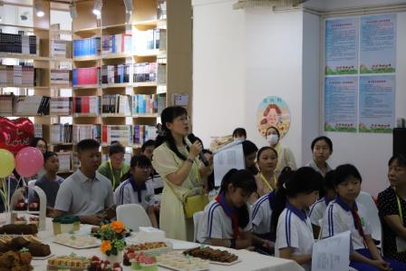 共读润心   幸福育人  —— 向西小学庆祝建党 105 周年家校警《非暴力沟通》分享会