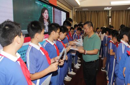 盛夏收官结硕果 平安逐梦启新途 ——深圳市南湖小学2025-2026学年第二学期散学典礼圆满落幕