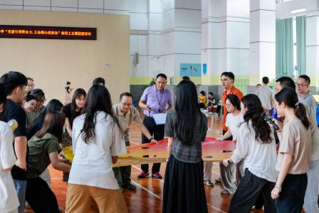党建引领聚合力，工会暖心促担当 ——深圳市翠竹教育集团梧桐小学2026年教职工主题团建活动圆满举行