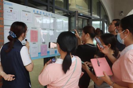 可视化标准化食堂食品安全管理体系中期推进会在罗湖外语小学顺利召开