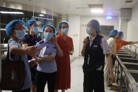 可视化标准化食堂食品安全管理体系中期推进会在罗湖外语小学顺利召开