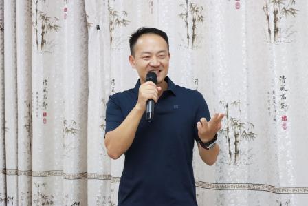 家校警共读，红色润童心——翠园文锦中学联合南湖派出所开展共读分享活动
