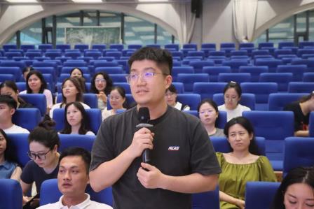 罗湖外语小学精品课程年第五讲：“依法执教 家校共育”法治专题培训