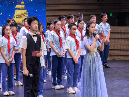 怡同学少年 向未来出发 —— 深圳市碧波小举行学 2026 届六年级项目式毕业答辩会暨毕业典礼