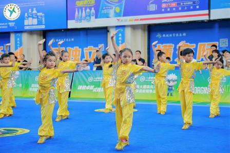 赛场砺锋芒 习武展英姿——碧波小学武术队在罗湖区青少年传统武术锦标赛斩获佳绩
