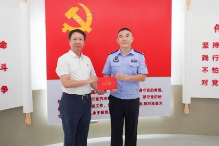 深学细悟强党性，联学共建迎“七一” ——翠园文锦中学党总支与文锦渡边检站边防检查处党支部联合开展主题党日活动