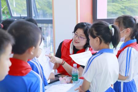 阳光游园智测评 乐学善思向未来——深圳市仙桐实验小学开展一二年级期末阳光测评
