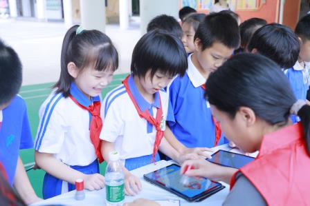 阳光游园智测评 乐学善思向未来——深圳市仙桐实验小学开展一二年级期末阳光测评