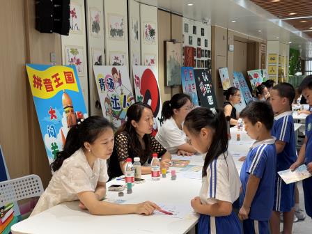 乐学嘉年华，闯关展风采——深圳市洪湖小学一二年级开展期末嘉年华活动