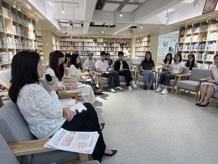 青春聚力，复盘成长 —— 深圳市翠北实验小学举行 2025-2026 学年“小明师”总结座谈会