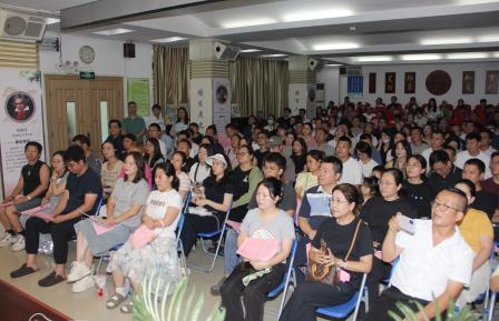 家校同心启新程，聚力共育向未来 ——深圳市南湖小学举行2026级一年级新生家长培训会