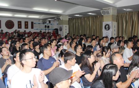 家校同心启新程，聚力共育向未来 ——深圳市南湖小学举行2026级一年级新生家长培训会