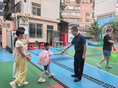 人民小学举行一年级新生培训及新生家长会