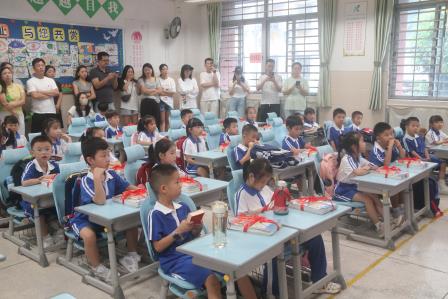 人民小学举行一年级新生培训及新生家长会