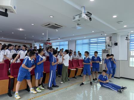 深耕戏剧融读，赋能课堂提质——洪湖小学开展教育戏剧融入小学语文阅读教学专题讲座活动