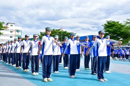 铸国防之魂 燃少年之志——深圳北理莫斯科大学附属布心中学初一年级开展国防教育实践活动