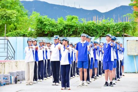 铸国防之魂 燃少年之志——深圳北理莫斯科大学附属布心中学初一年级开展国防教育实践活动