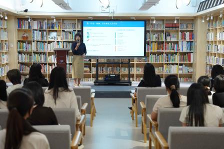师徒结对传薪火 AI 赋能促成长—— 深圳市翠北实验小学举行新入职教师师徒结对仪式暨“小明师”成长专项培训