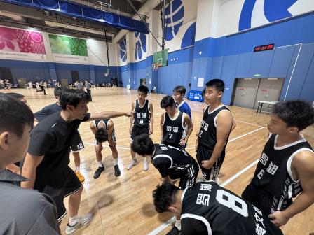 罗外初中男篮获得深圳市青少年篮球锦标赛U15第四名