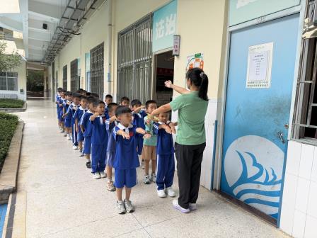 萌新启航 笃行成长——碧波小学开展2026级新生入学适应培训