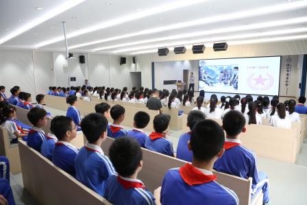 赓续红色长征魂，警地共育少年心——深圳市莲南教育集团安芳小学与莲塘边检站联合开展“大思政课”