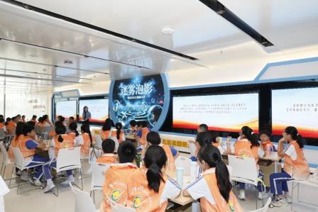 学法明心，以美润行 ——翠竹外国语实验学校“每周半天计划”走进罗湖青少年宫