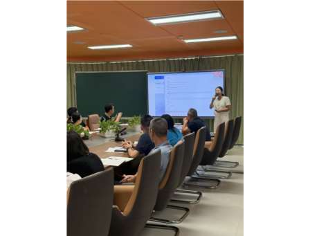 AI赋能启新程 凝心聚力谱新篇——翠竹外国语实验学校数学科组召开新学期工作会议