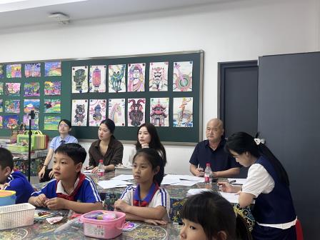 课堂新质融数智  视导助力促发展 ——罗湖区教科院“百人听千课”视导活动走进向西小学