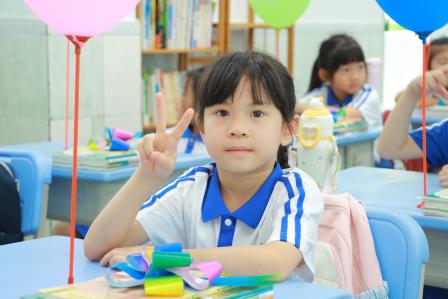 筑梦新起点，同心向未来——太白实验学校2026级新生培训暨新生家长会圆满召开