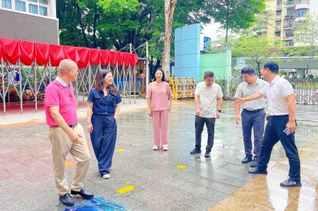 罗湖区教育局领导莅临滨河小学开展开学检查指导工作