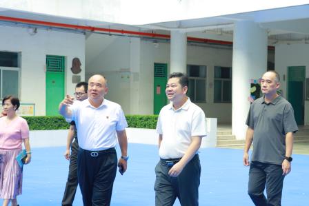 督导检查促落实，凝心聚力启新程——区教育局副局长高星莅临太白实验学校开展开学工作检查