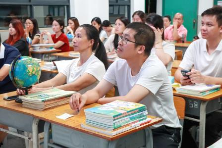 家校携手，共赴锦绣未来——翠园文锦中学2026级初一新生家长会圆满召开
