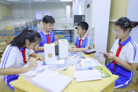 全国仅23人！深圳市螺岭教育集团仙桐实验小学教师斩获国家级“追光名师”荣誉——以“做中学”课堂实践，点亮少年科学探究之光